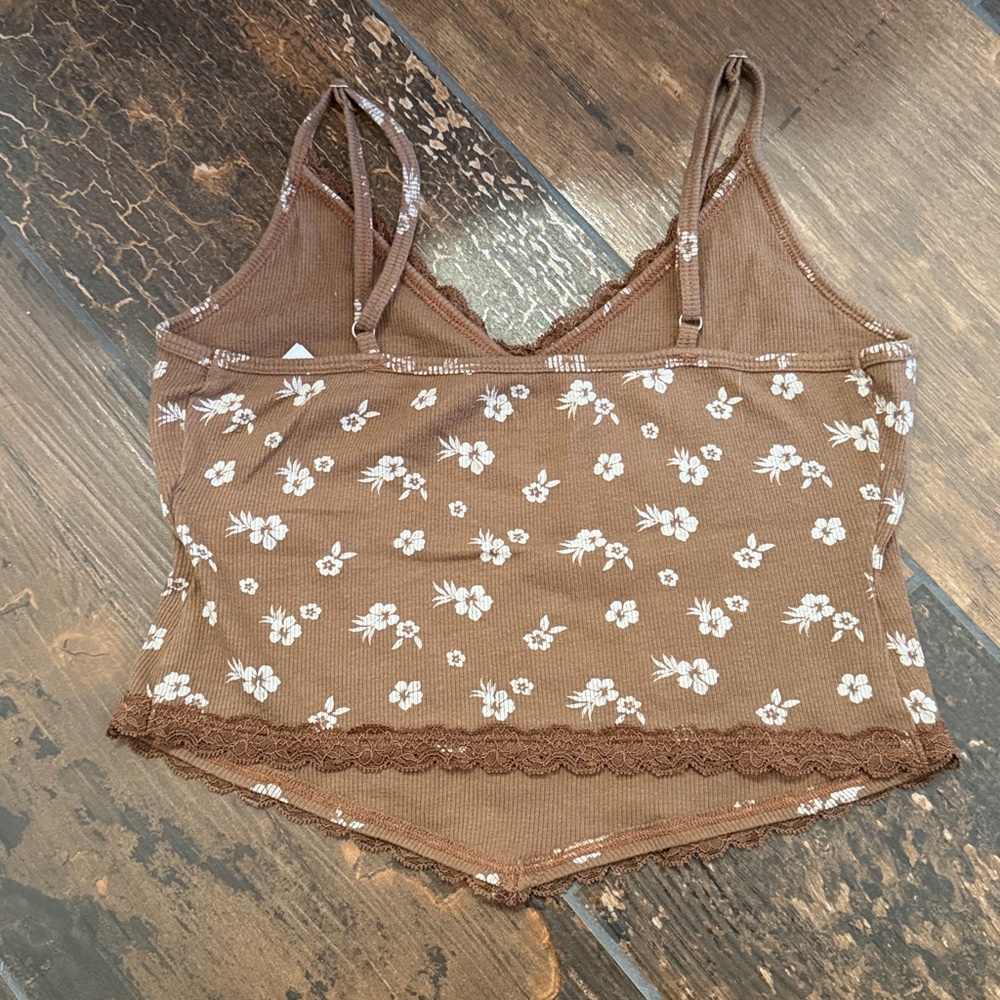 Hollister Brown Floral Cami with Lace Trim size medium - Picture 2 of 4